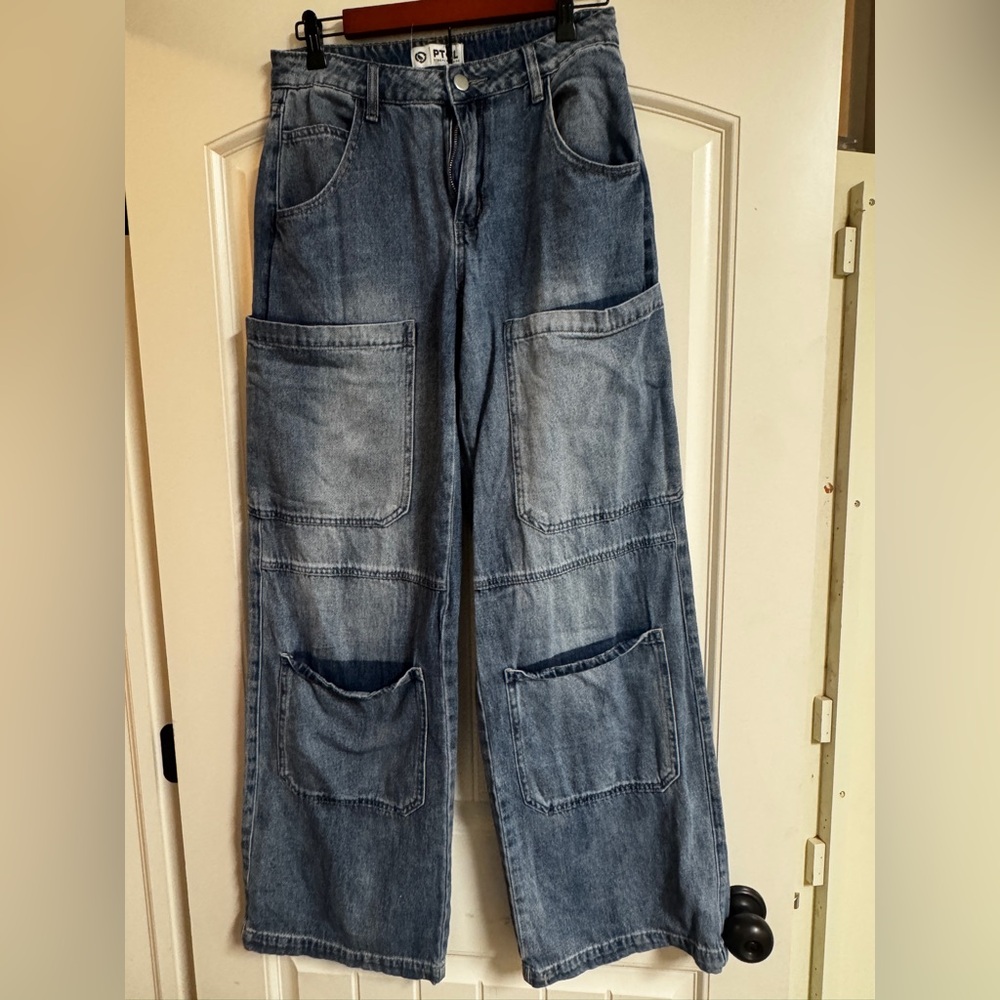 PTCL women’s Relaxed Wide-Leg Jeans in Faded Blue